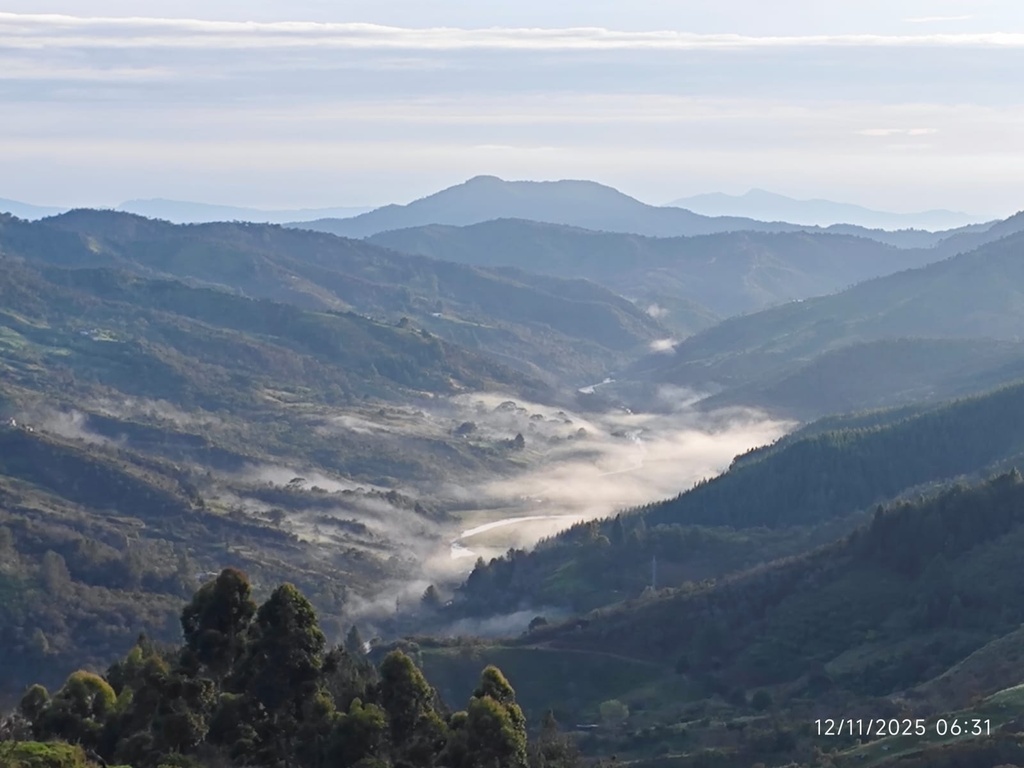 Imagen portada principal opcion 2.jpg